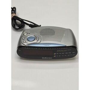 Emerson CK5029 AM FM LED Clock Radio‎ Battery Backup Silver